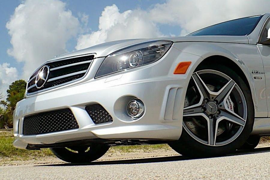  Mercedes-Benz C63 by RENNtech 2007 года  (фото 5 из 9)